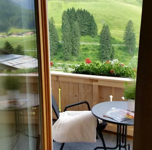 جوهانا * جيرلوس